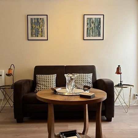 Les Remparts Apt Spacieux 1 Er Etage Renove Joliment Decore Bien Equipe Plein Centre Bayeux Proche Plages Du Debarquement Parking Gratuit A Proximite Luaran gambar