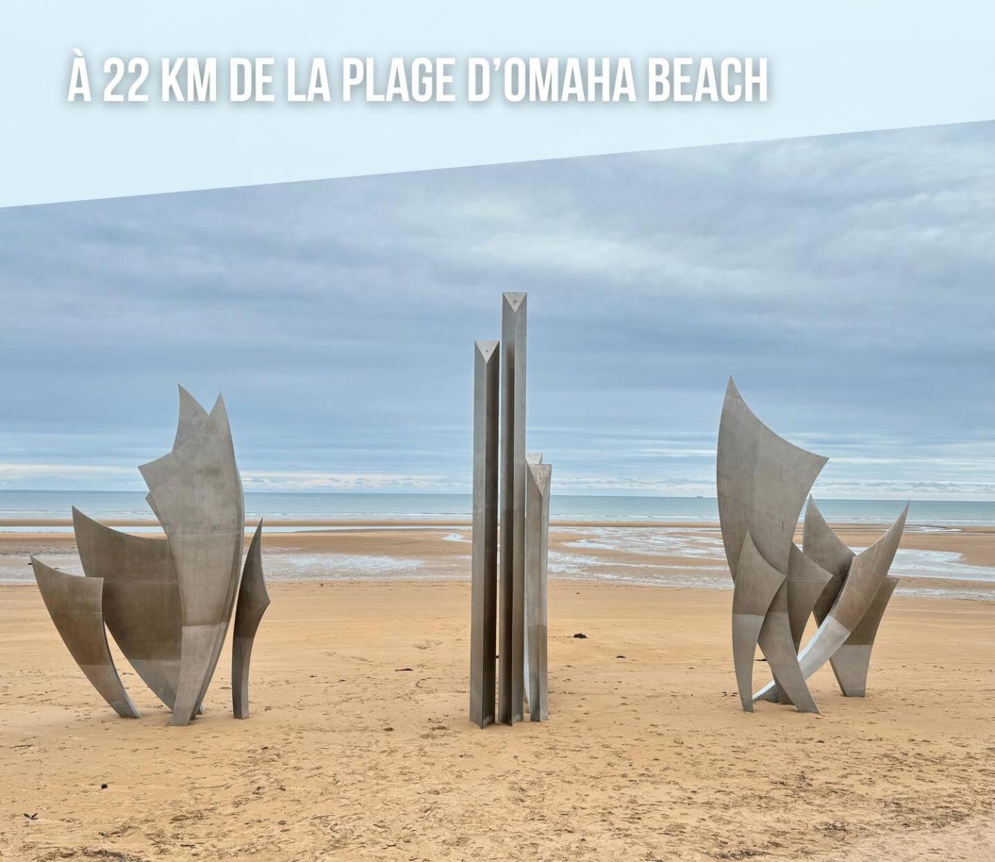 Les Remparts Apt Spacieux 1 Er Etage Renove Joliment Decore Bien Equipe Plein Centre Bayeux Proche Plages Du Debarquement Parking Gratuit A Proximite Luaran gambar